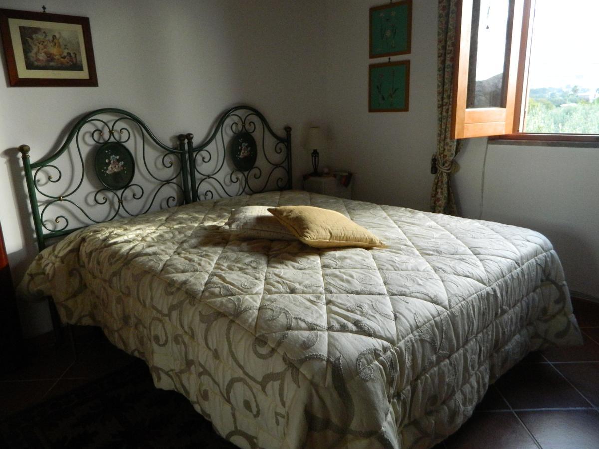 Uliveto House Bed & Breakfast Castellammare del Golfo Bagian luar foto